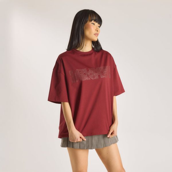 5BURGUNDYOVERSIZEDGRAPHICTEE_690x 5BURGUNDYOVERSIZEDGRAPHICTEE_690x