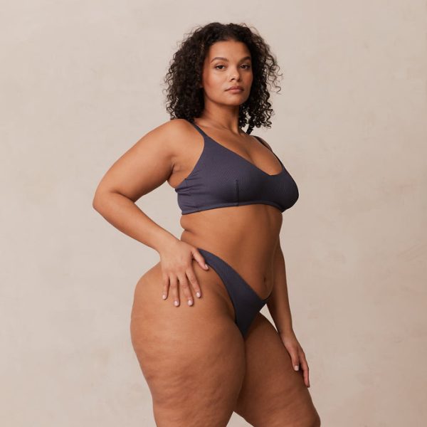 5CharcoalBlueRibbedTriangleBra_ThongSetLeslie_690x-2 5CharcoalBlueRibbedTriangleBra_ThongSetLeslie_690x-2