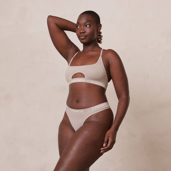 5MinkSeamlessBra_ThongSet-Arame_690x-5 5MinkSeamlessBra_ThongSet-Arame_690x-5