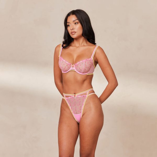 5PinkDaisyEmbroideredBalconyBra_BriefsMuriel._690x-1 5PinkDaisyEmbroideredBalconyBra_BriefsMuriel._690x-1
