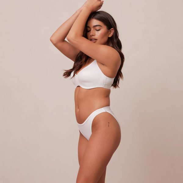 5WhiteMindfulBra_BriefsDakota_690x-1 5WhiteMindfulBra_BriefsDakota_690x-1