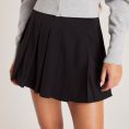 6.BlackPleatedSkirt-Imanni_690x-1