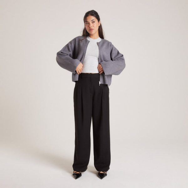 6.Blacktrousers-Imaani_690x-3 6.Blacktrousers-Imaani_690x-3
