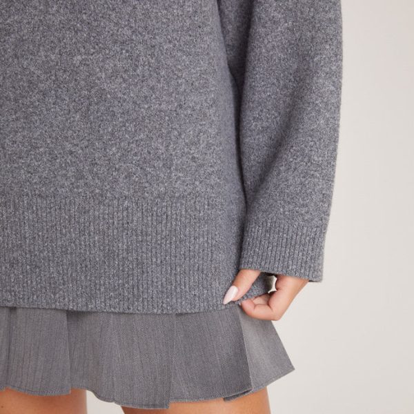 6.GreyJumper-Imaani_690x-4 6.GreyJumper-Imaani_690x-4