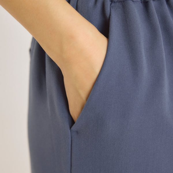 6BLUERELAXEDFITTAILOREDTROUSER_690x 6BLUERELAXEDFITTAILOREDTROUSER_690x