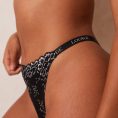 6BlackLaceBraandMagicThong-Amber_690x