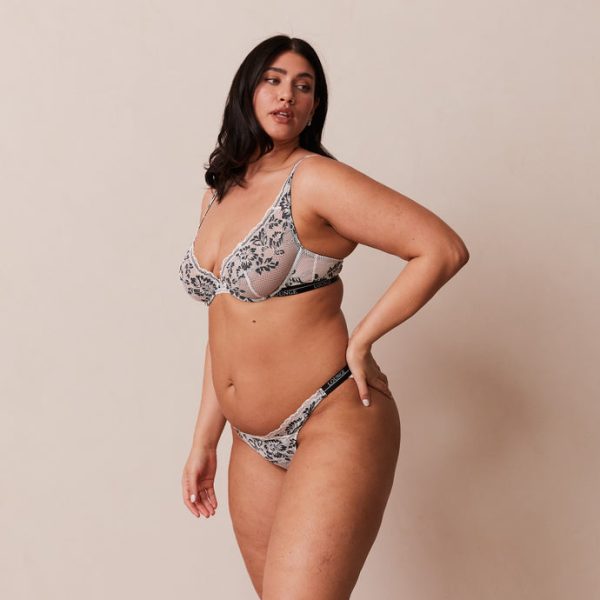 6BlackLuxeBalconyBraandBriefs-Latecia_690x-4 6BlackLuxeBalconyBraandBriefs-Latecia_690x-4