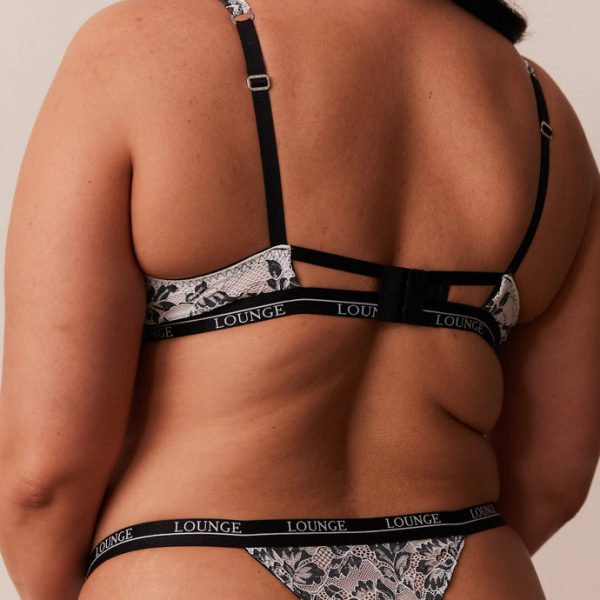 6BlackLuxeBalconyBraandThong-Latecia_690x-3 6BlackLuxeBalconyBraandThong-Latecia_690x-3