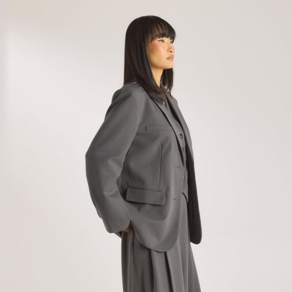 6CHARCOALOVERSIZEDBLAZER_690x-7 6CHARCOALOVERSIZEDBLAZER_690x-7