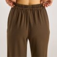 6CHOCOLATEWAFFLEWIDE-LEGTROUSER_690x-3