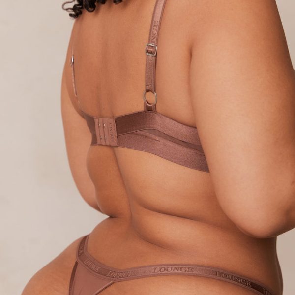 6ChestnutSmoothMeshT-ShirtBra_ThongSetLeslie_690x-3 6ChestnutSmoothMeshT-ShirtBra_ThongSetLeslie_690x-3