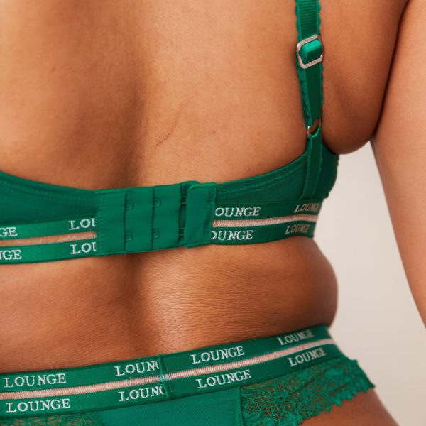6EmeraldVogueBalconyBra_Thong-Essence_690x 6EmeraldVogueBalconyBra_Thong-Essence_690x