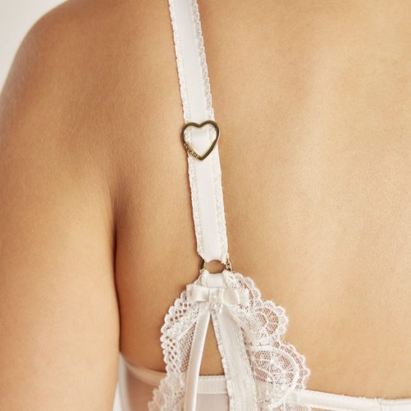 7TALLULAHINTIMATESSET-Kara_690x-5 7TALLULAHINTIMATESSET-Kara_690x-5