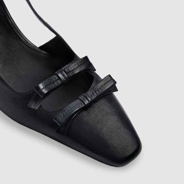 ABOUT_COLETTE-HEELS_690x-4 ABOUT_COLETTE-HEELS_690x-4