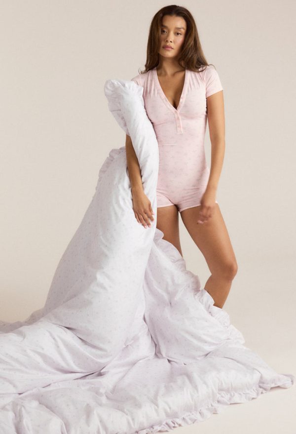 ABOUT_DDSLEEP-LILAC-DUVET_690x ABOUT_DDSLEEP-LILAC-DUVET_690x