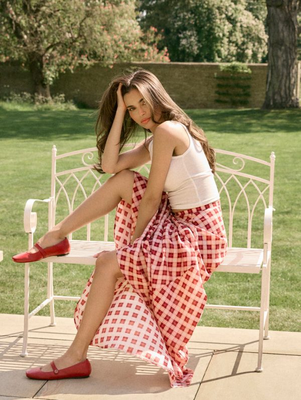 ABOUT_RED-MAXI-SKIRT_690x-3 ABOUT_RED-MAXI-SKIRT_690x-3