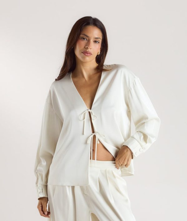 About_Cream-Tie-Shirt_690x About_Cream-Tie-Shirt_690x