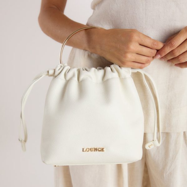 Blythe_Cream_-_About_690x-5 Blythe_Cream_-_About_690x-5