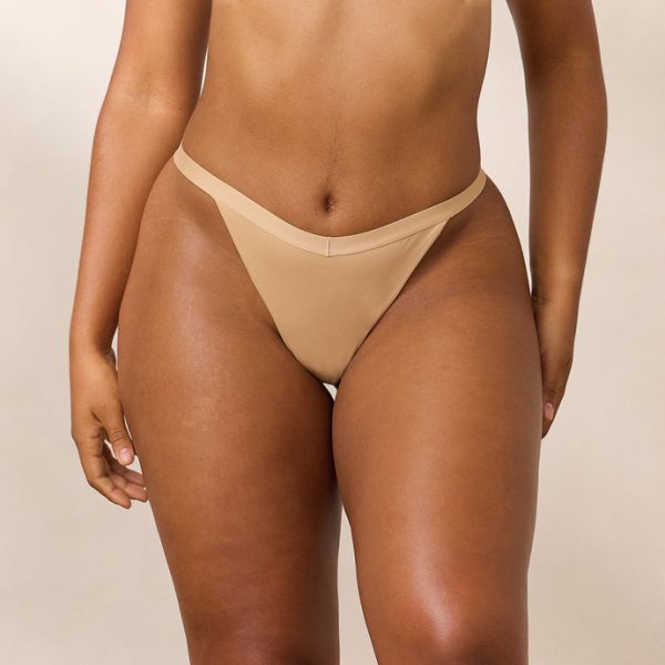 EverydayComfort-Sand-AmberGString3_690x-8 EverydayComfort-Sand-AmberGString3_690x-8